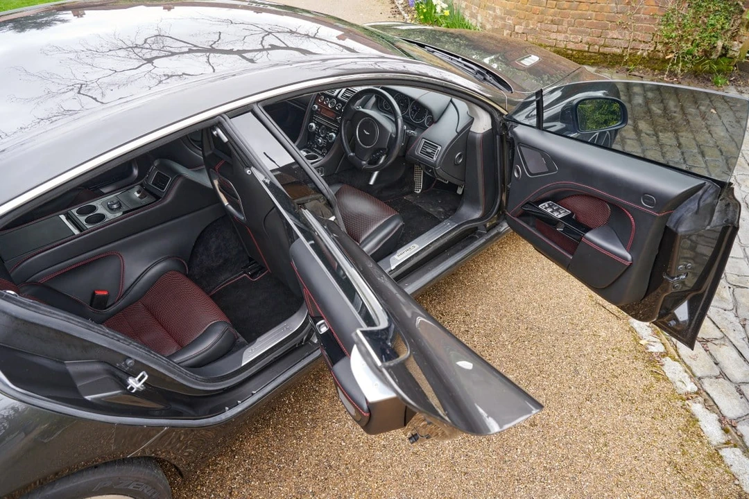 2013 Aston Martin Rapide - Image 28 of 30