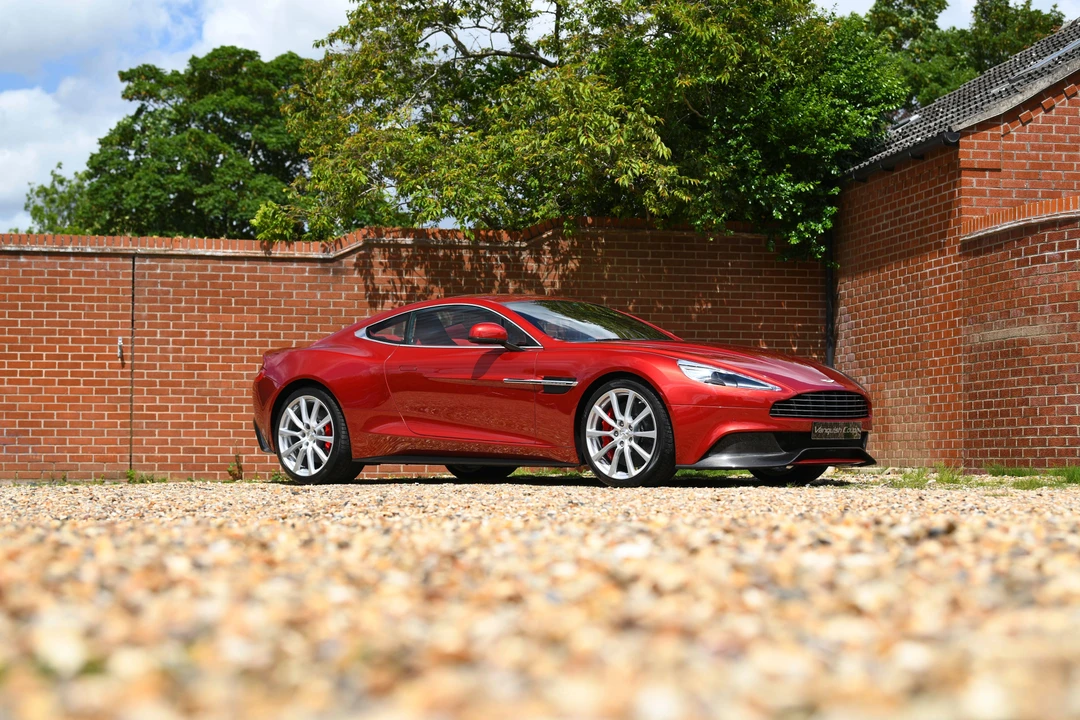 2013 Aston Martin Vanquish 2nd Gen - Image 3 of 31