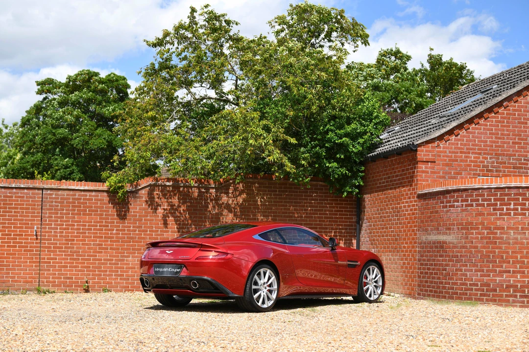 2013 Aston Martin Vanquish 2nd Gen - Image 5 of 31