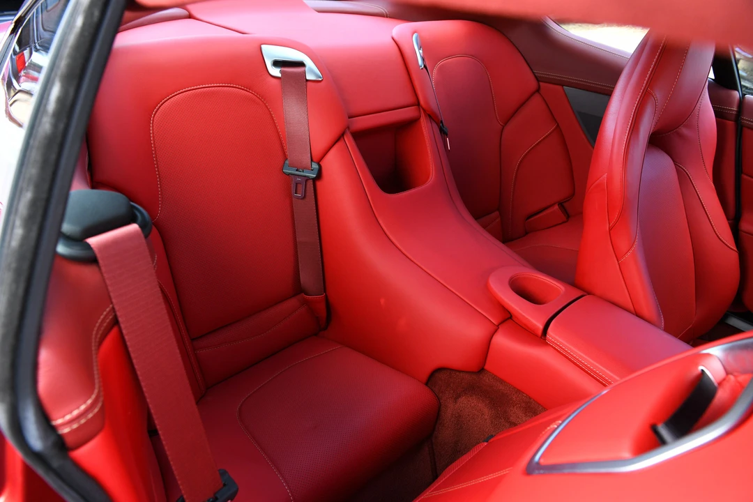 2013 Aston Martin Vanquish 2nd Gen - Image 29 of 31