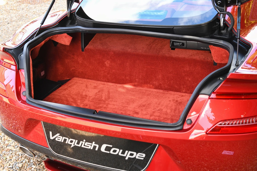 2013 Aston Martin Vanquish 2nd Gen - Image 30 of 31