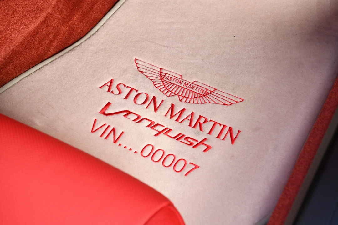 2013 Aston Martin Vanquish 2nd Gen - Image 28 of 31