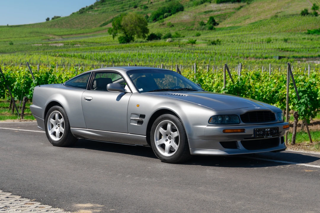 2013 Aston Martin V12 Vantage (2010-2018) - Image 10 of 16