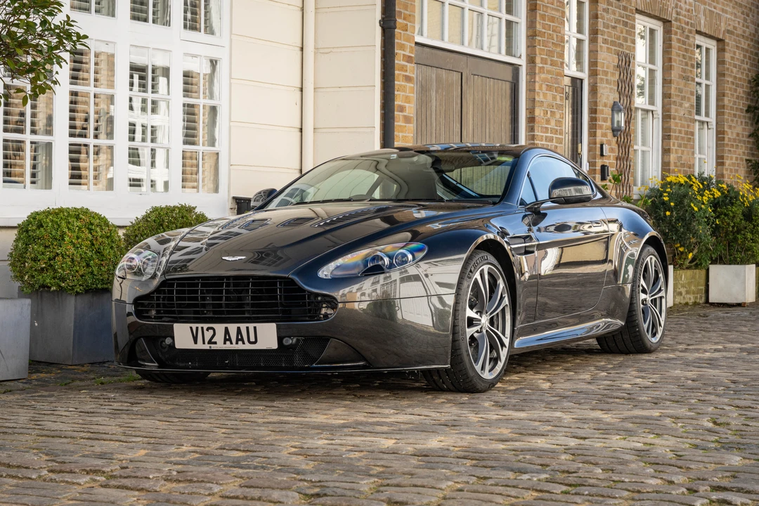 2013 Aston Martin V12 Vantage (2010-2018) - Image 3 of 16