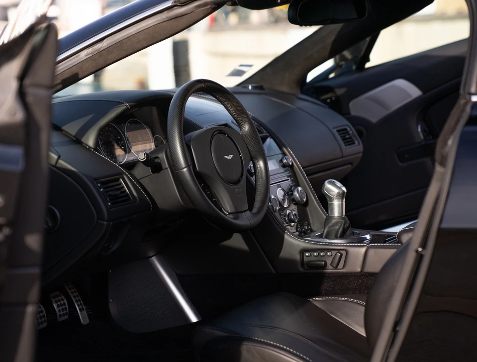 2013 Aston Martin V12 Vantage (2010-2018) - Image 14 of 31