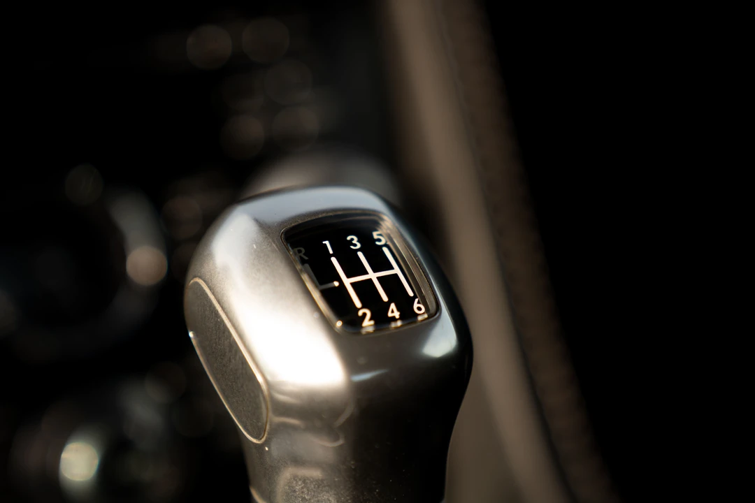 2013 Aston Martin V12 Vantage (2010-2018) - Image 25 of 31