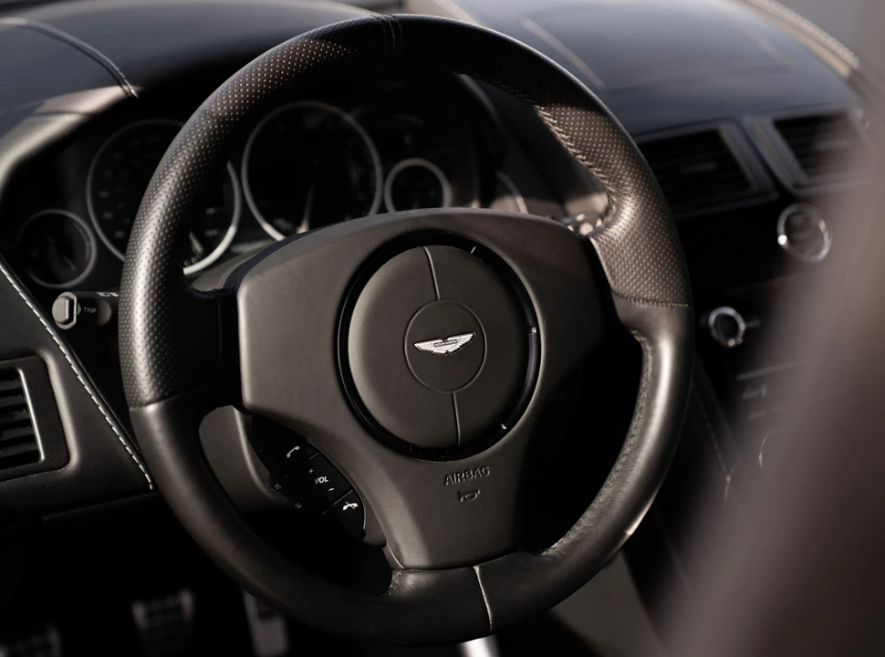 2013 Aston Martin V12 Vantage (2010-2018) - Image 17 of 31