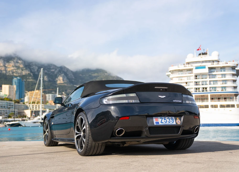 2013 Aston Martin V12 Vantage (2010-2018) - Image 9 of 31