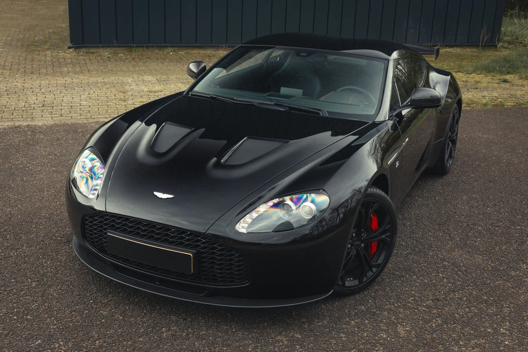 2013 Aston Martin Virage (2011-2012) - Image 2 of 31