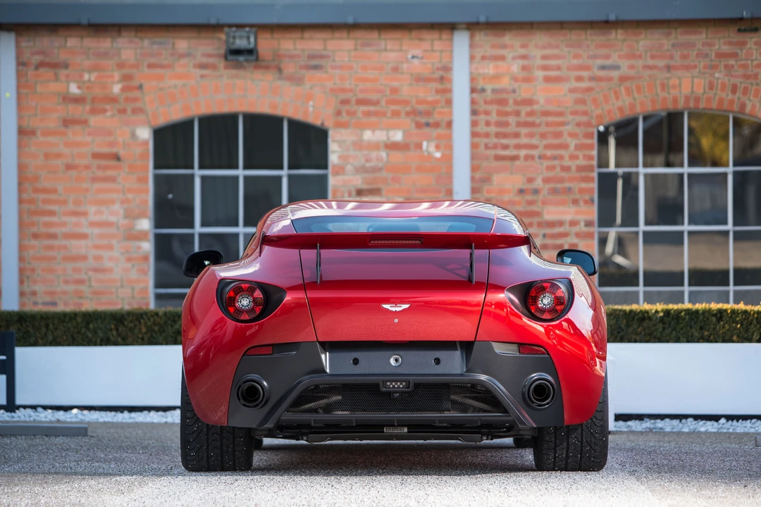 2013 Aston Martin Vantage - Image 15 of 27
