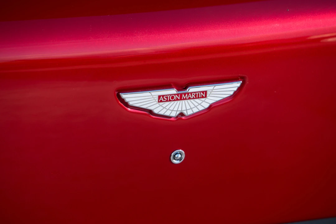 2013 Aston Martin Vantage - Image 13 of 27