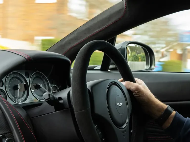 2013 Aston Martin V12 Vantage (2010-2018) - Image 21 of 31