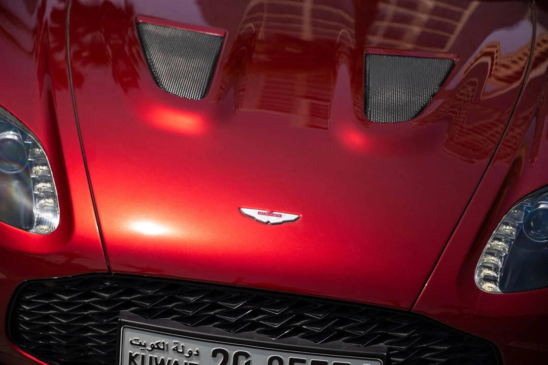 2013 Aston Martin - Image 19 of 31