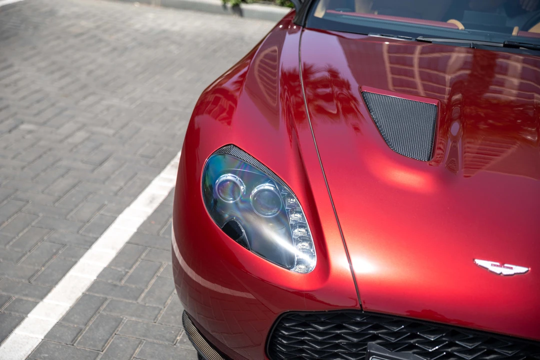 2013 Aston Martin - Image 22 of 31