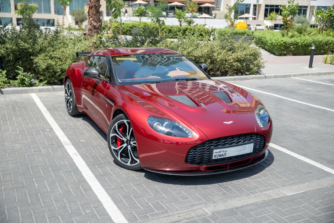 2013 Aston Martin - Image 9 of 31