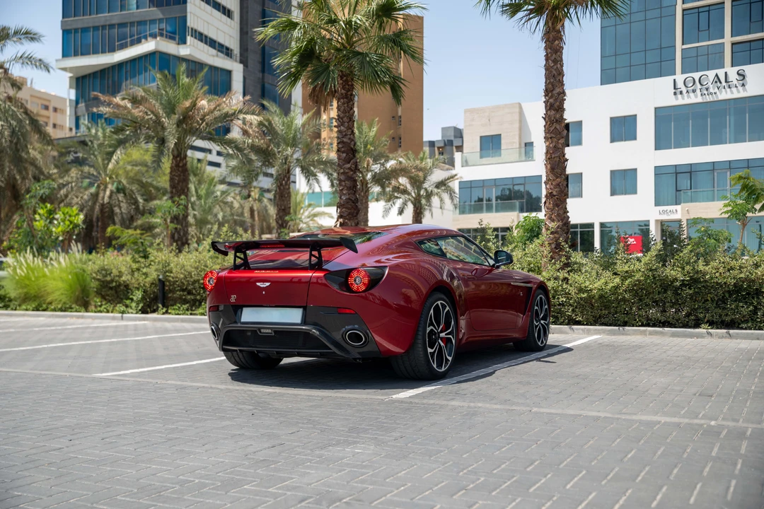 2013 Aston Martin - Image 7 of 31
