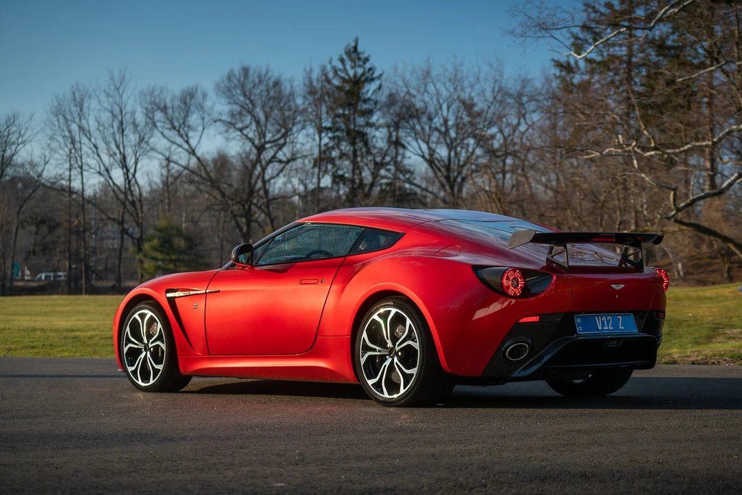 2013 Aston Martin V12 Vantage (2010-2018) - Image 10 of 31