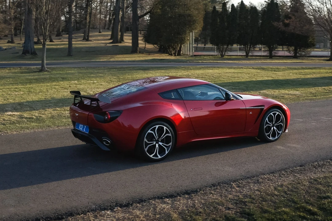 2013 Aston Martin V12 Vantage (2010-2018) - Image 19 of 31