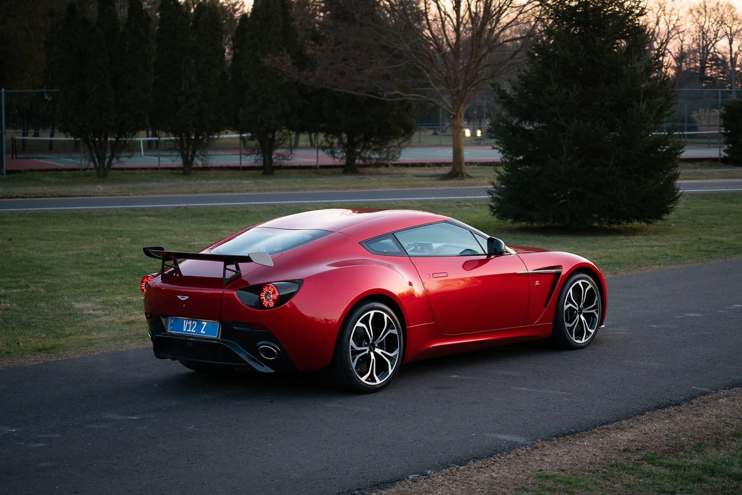 2013 Aston Martin V12 Vantage (2010-2018) - Image 21 of 31
