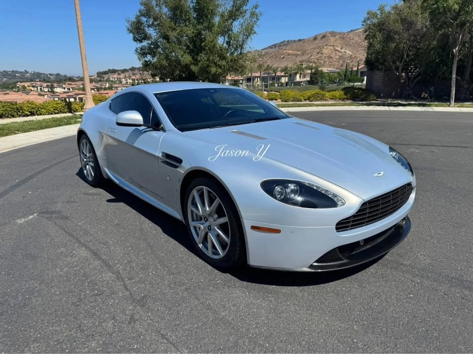 2013 Aston Martin V8 Vantage (2006-2017) - Image 2 of 10