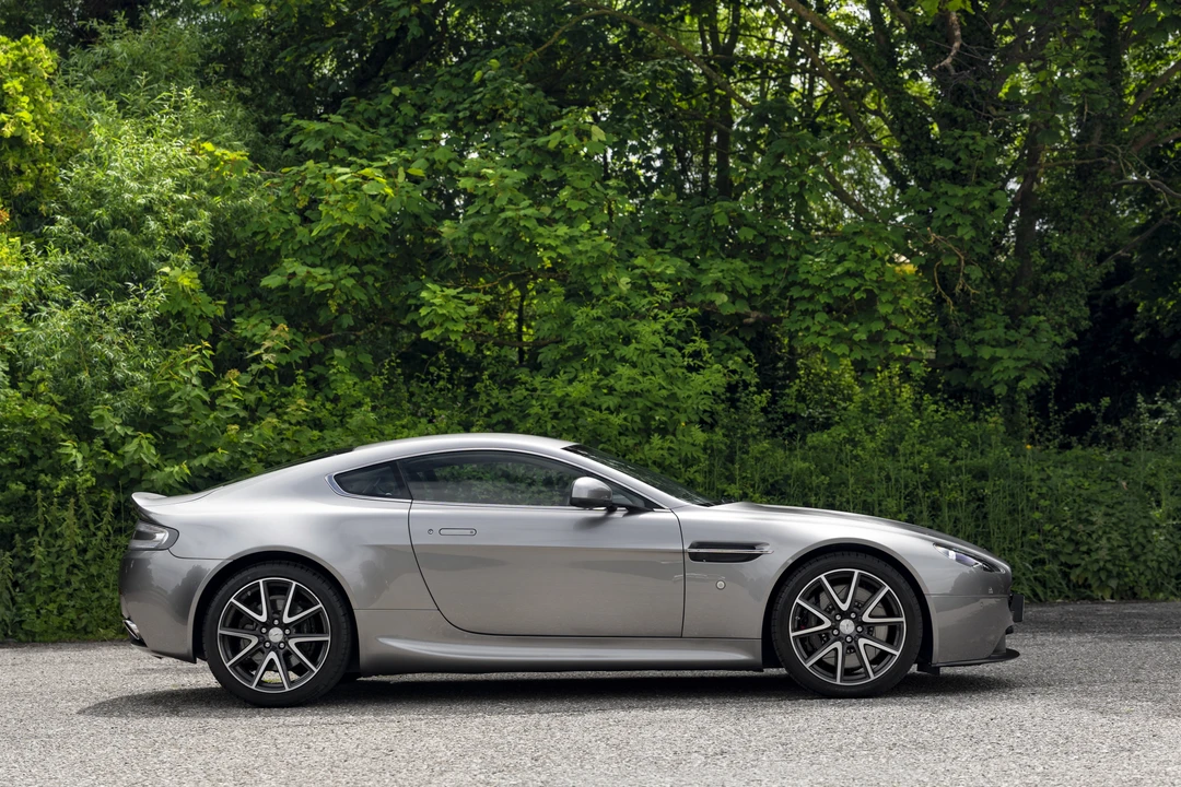 2013 Aston Martin V8 Vantage (2006-2017) - Image 8 of 31