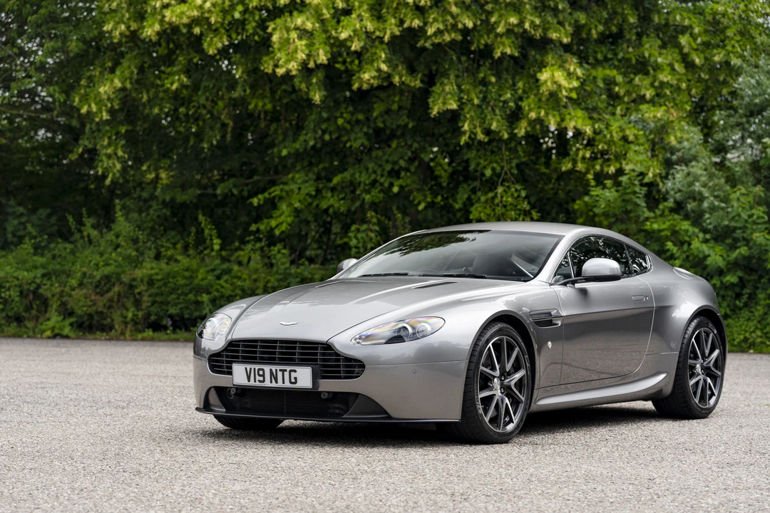 2013 Aston Martin V8 Vantage (2006-2017) - Image 3 of 31