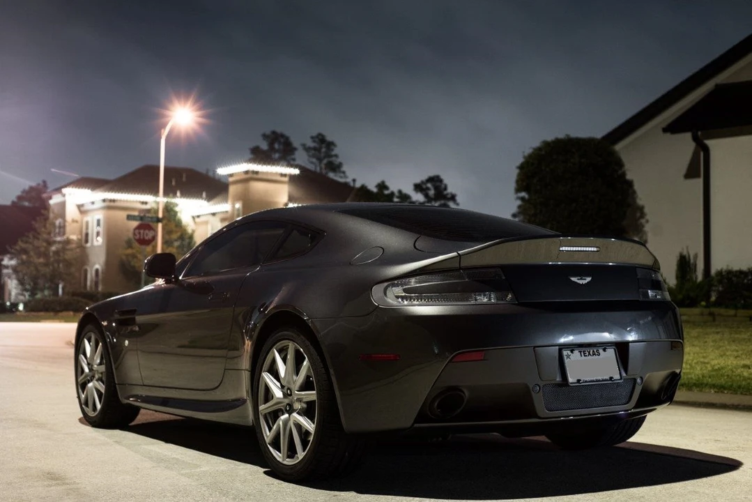 2013 Aston Martin V8 Vantage (2006-2017) - Image 4 of 9
