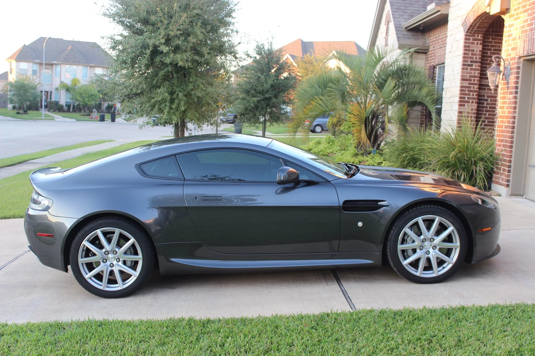 2013 Aston Martin V8 Vantage (2006-2017) - Image 7 of 9