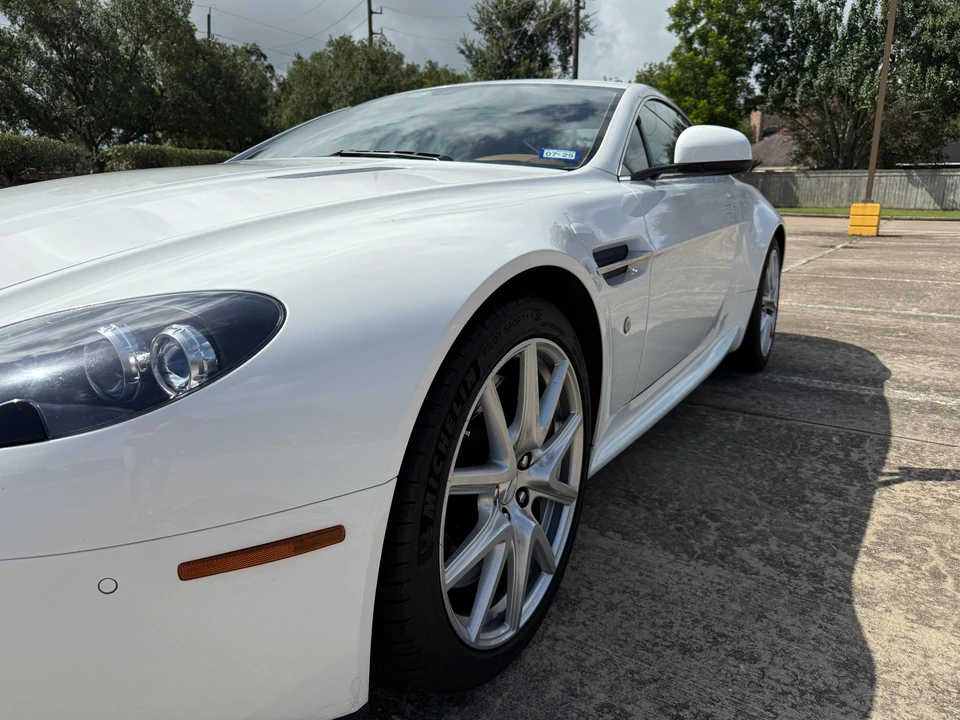 2013 Aston Martin V8 Vantage (2006-2017) - Image 20 of 31