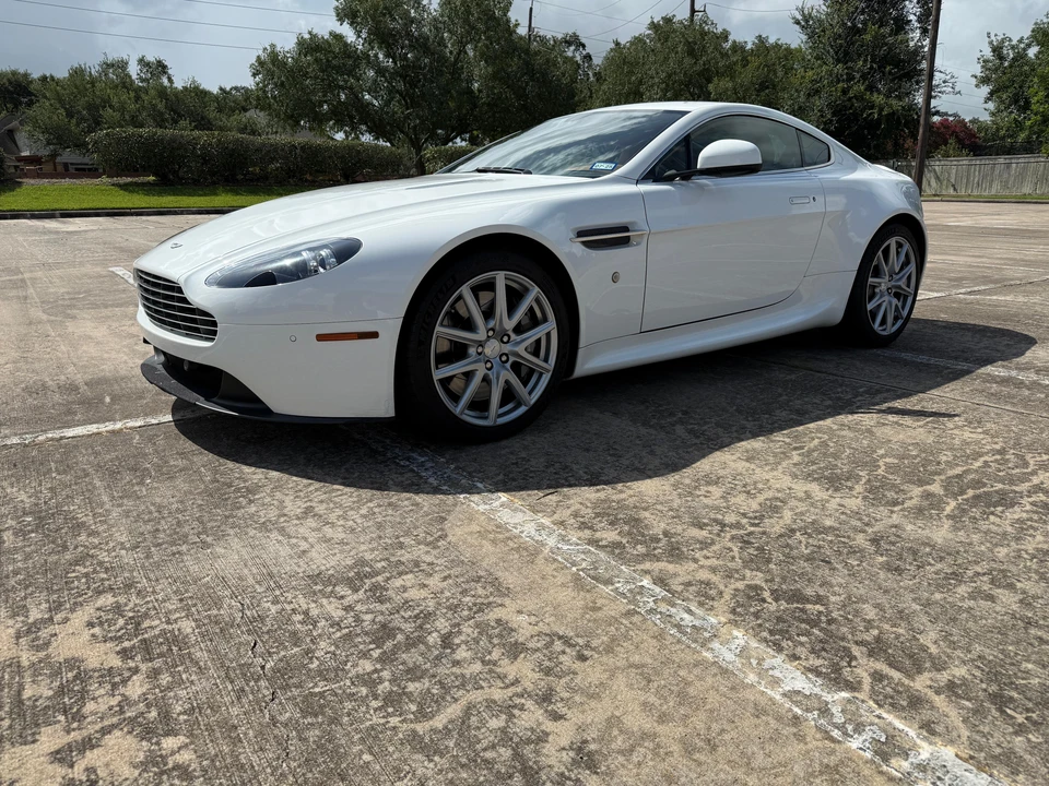 2013 Aston Martin V8 Vantage (2006-2017) - Image 7 of 31