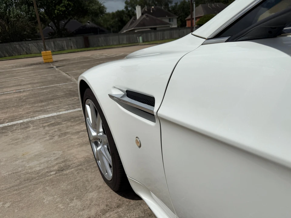 2013 Aston Martin V8 Vantage (2006-2017) - Image 25 of 31