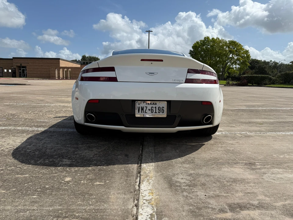 2013 Aston Martin V8 Vantage (2006-2017) - Image 10 of 31