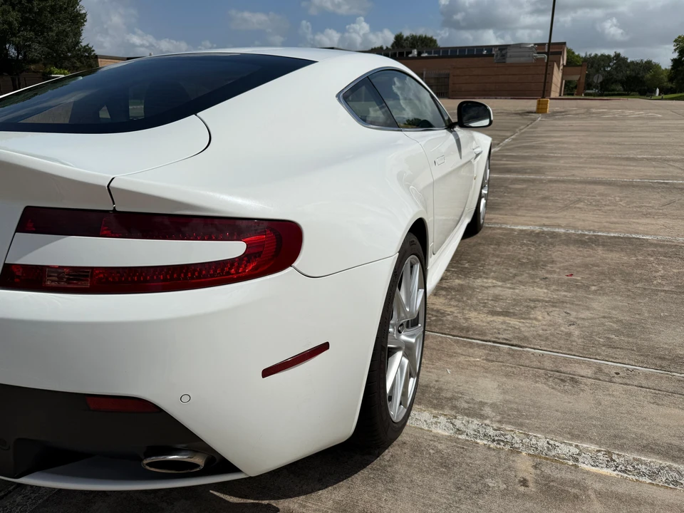 2013 Aston Martin V8 Vantage (2006-2017) - Image 31 of 31