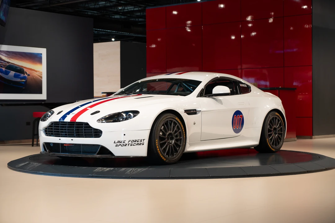 2013 Aston Martin V8 Vantage (2006-2017) - Image 5 of 31