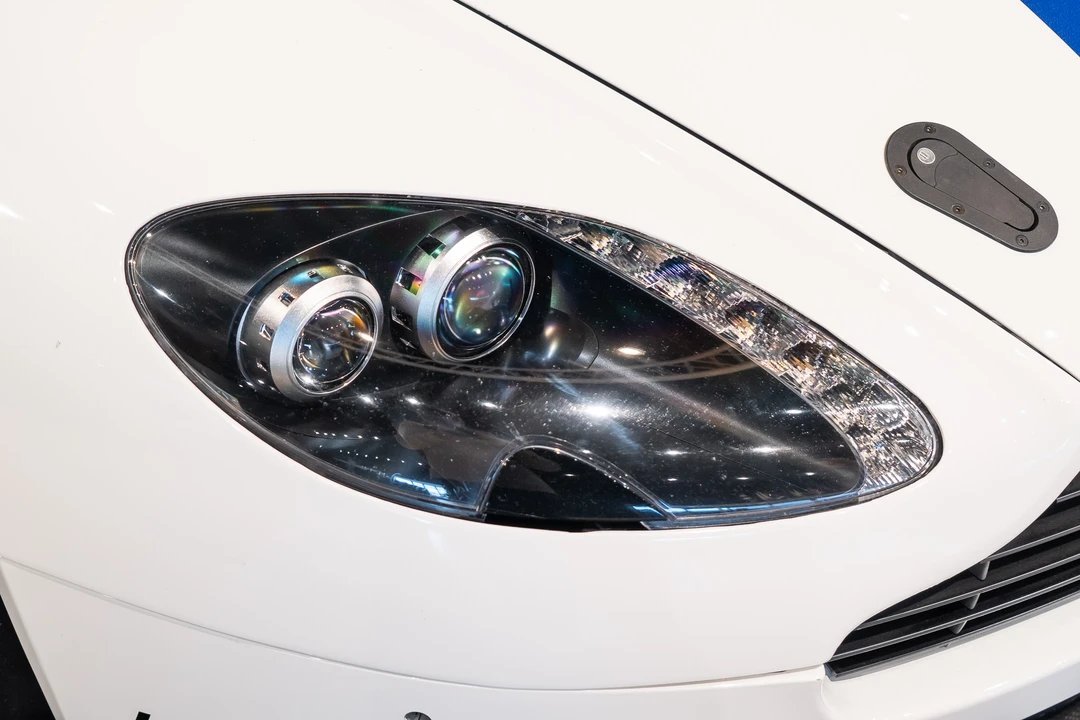 2013 Aston Martin V8 Vantage (2006-2017) - Image 14 of 31