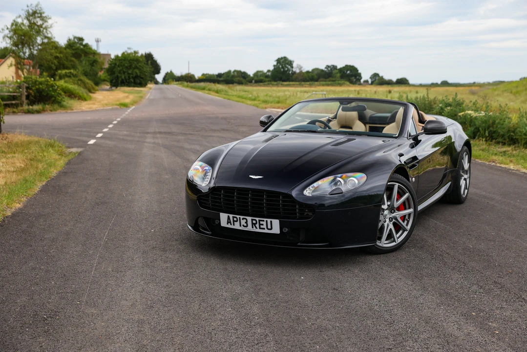 2013 Aston Martin V8 Vantage (2006-2017) - Image 13 of 31