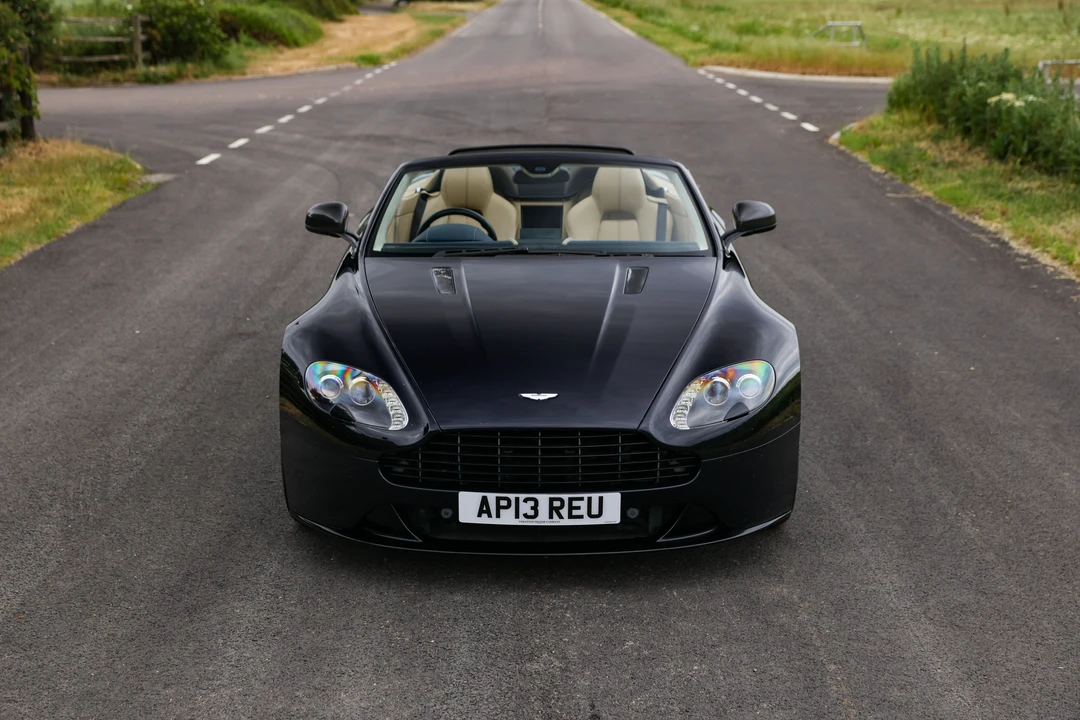 2013 Aston Martin V8 Vantage (2006-2017) - Image 10 of 31