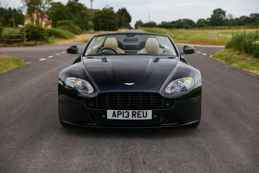 2013 Aston Martin V8 Vantage (2006-2017) - Image 2 of 31