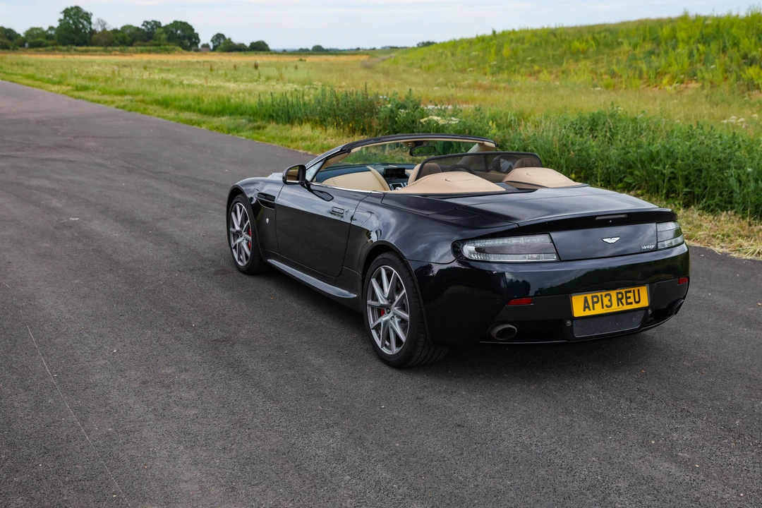 2013 Aston Martin V8 Vantage (2006-2017) - Image 21 of 31