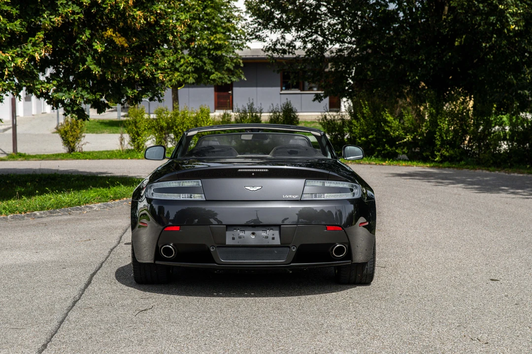 1999 Aston Martin Vantage - Image 15 of 31