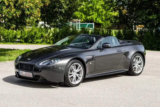 1999 Aston Martin Vantage V8