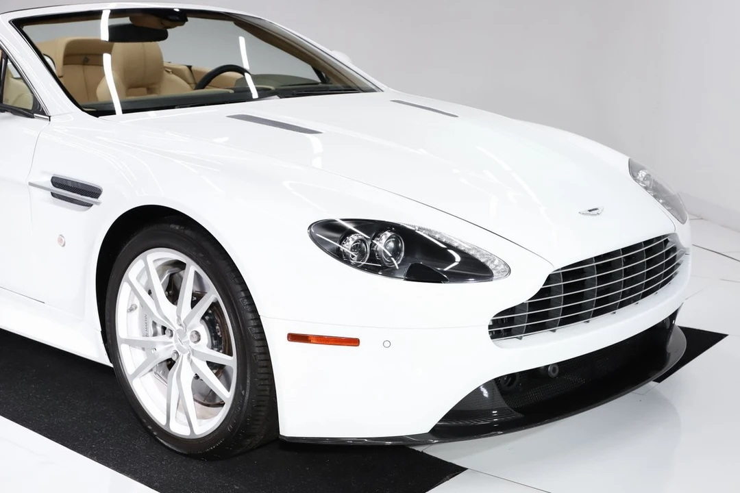 2013 Aston Martin V8 Vantage (2006-2017) - Image 25 of 31