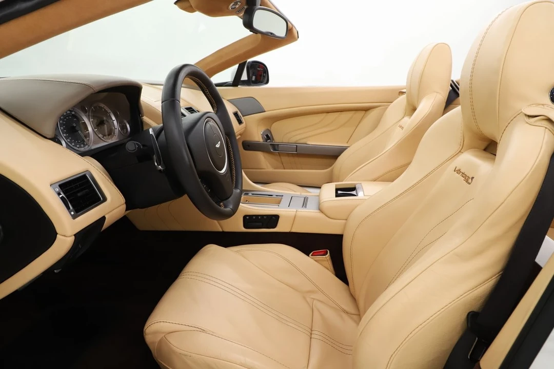 2013 Aston Martin V8 Vantage (2006-2017) - Image 30 of 31