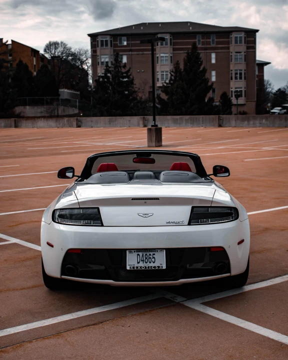 2013 Aston Martin V8 Vantage (2006-2017) - Image 18 of 20
