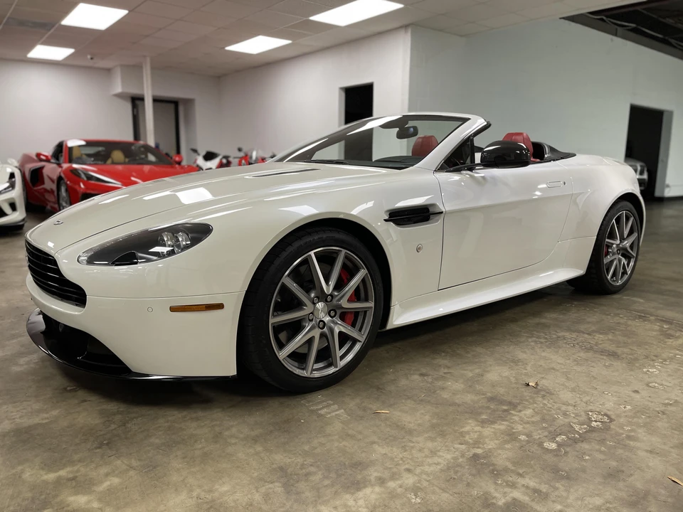 2013 Aston Martin V8 Vantage (2006-2017) - Image 11 of 20