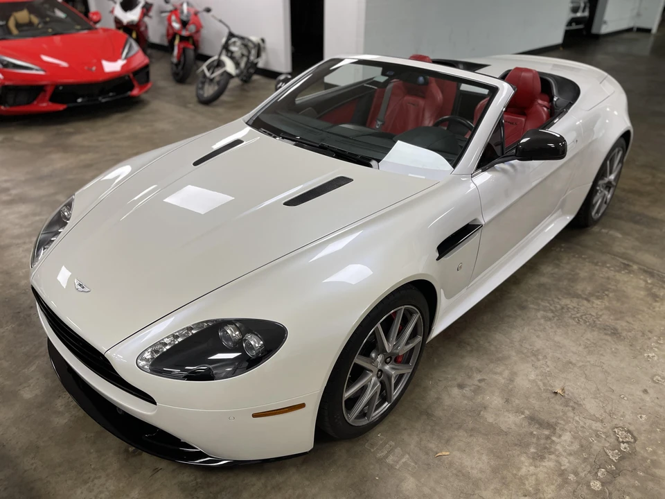 2013 Aston Martin V8 Vantage (2006-2017) - Image 10 of 20