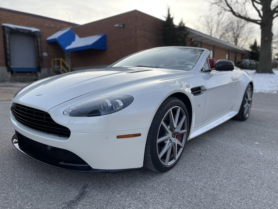 2013 Aston Martin V8 Vantage (2006-2017) - Image 9 of 20
