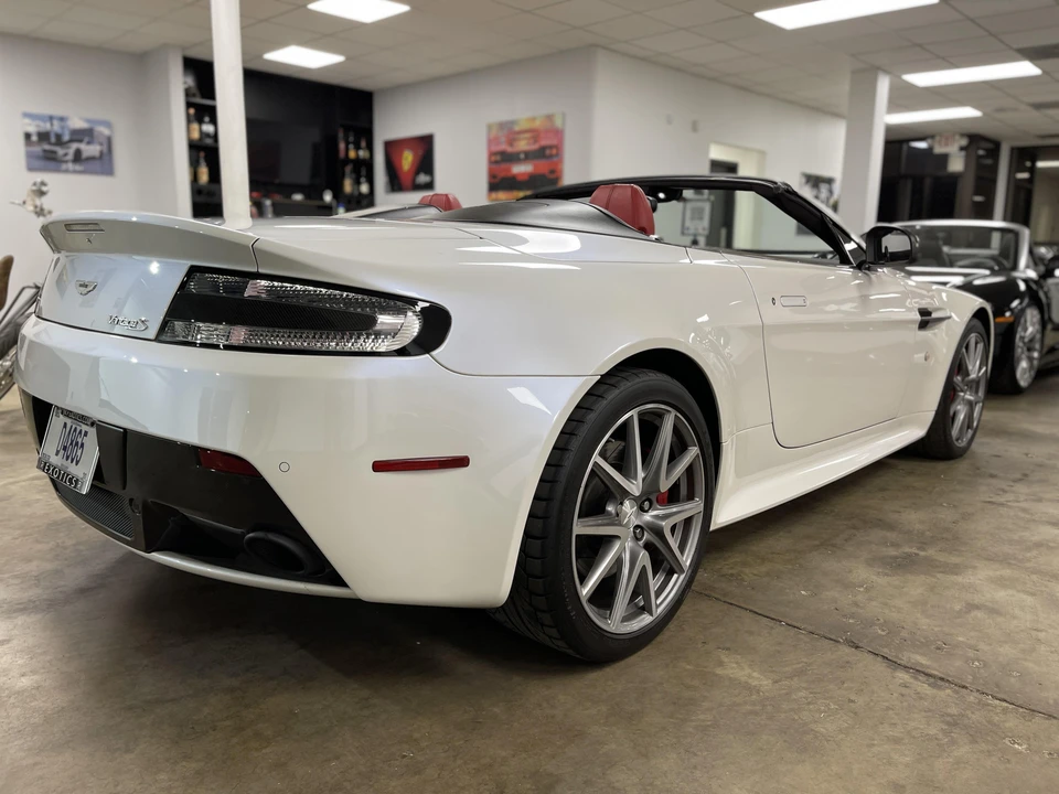 2013 Aston Martin V8 Vantage (2006-2017) - Image 20 of 20