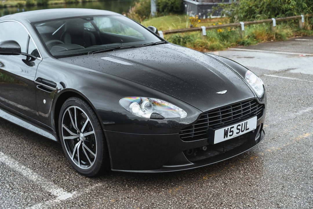 2013 Aston Martin V8 Vantage (2006-2017) - Image 14 of 31