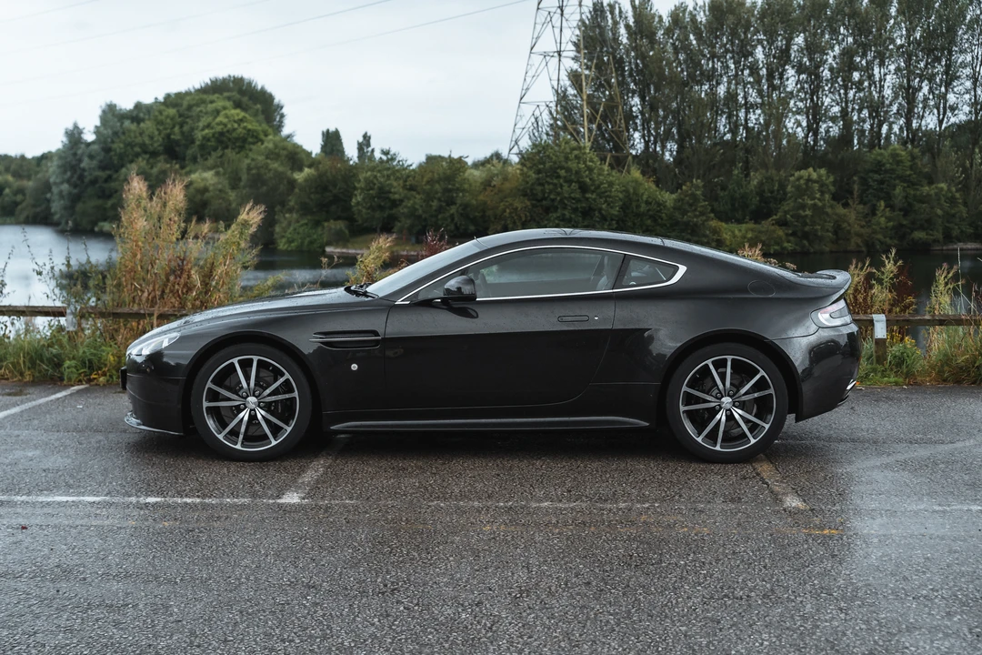 2013 Aston Martin V8 Vantage (2006-2017) - Image 11 of 31